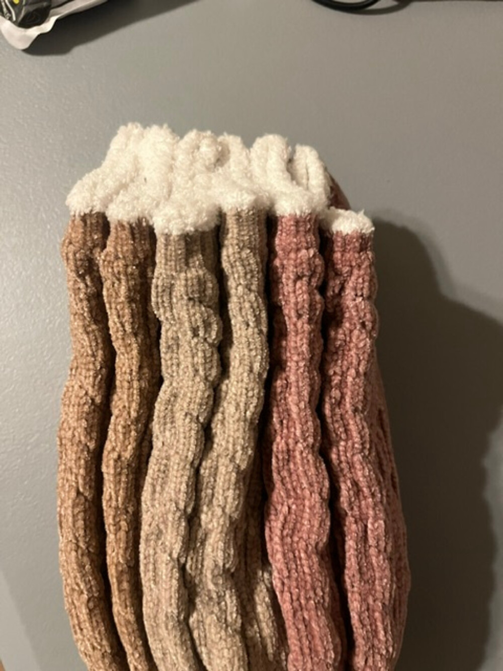 Cuddl Duds Chenille Lined Lounge Socks 3 Pair Size 4-10 Pink Brown